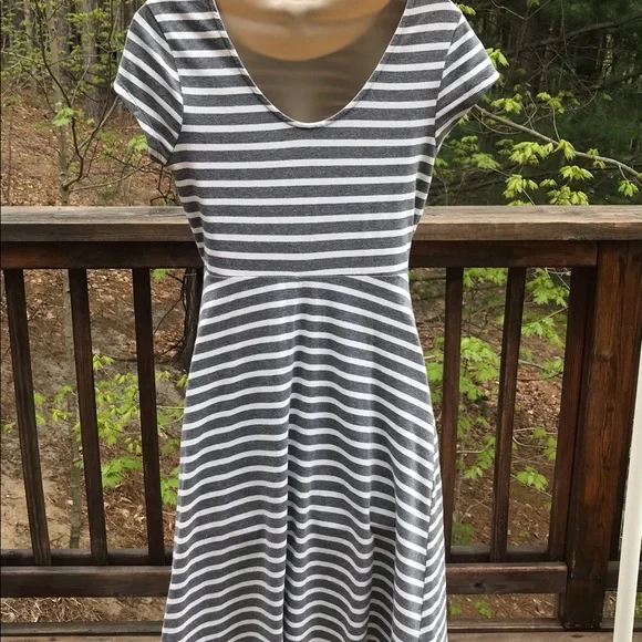 Old Navy Fitted Cotton Dress Sml/6 - Picture 5 of 7